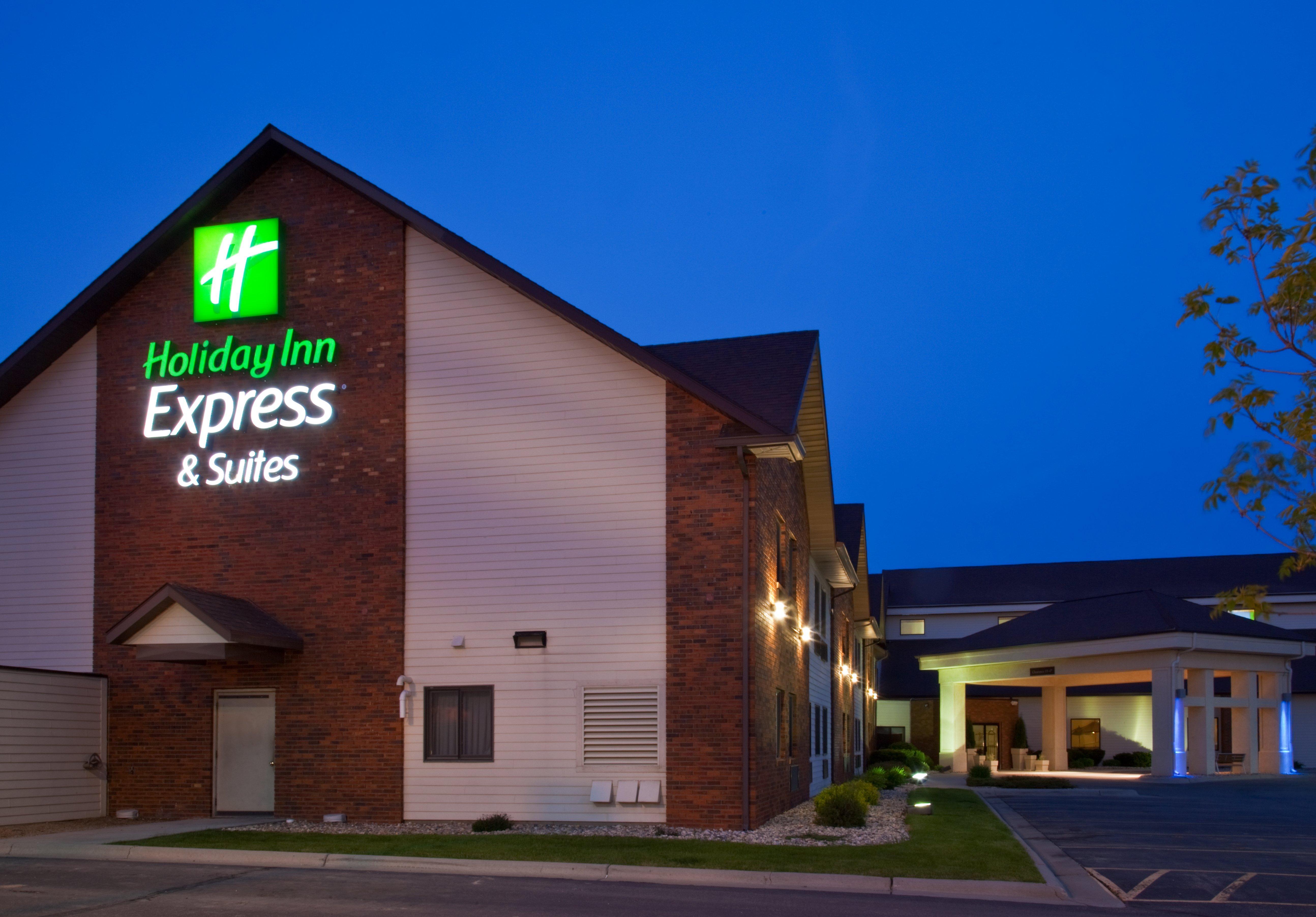 Best Western Watertown Inn & Suites Zewnętrze zdjęcie