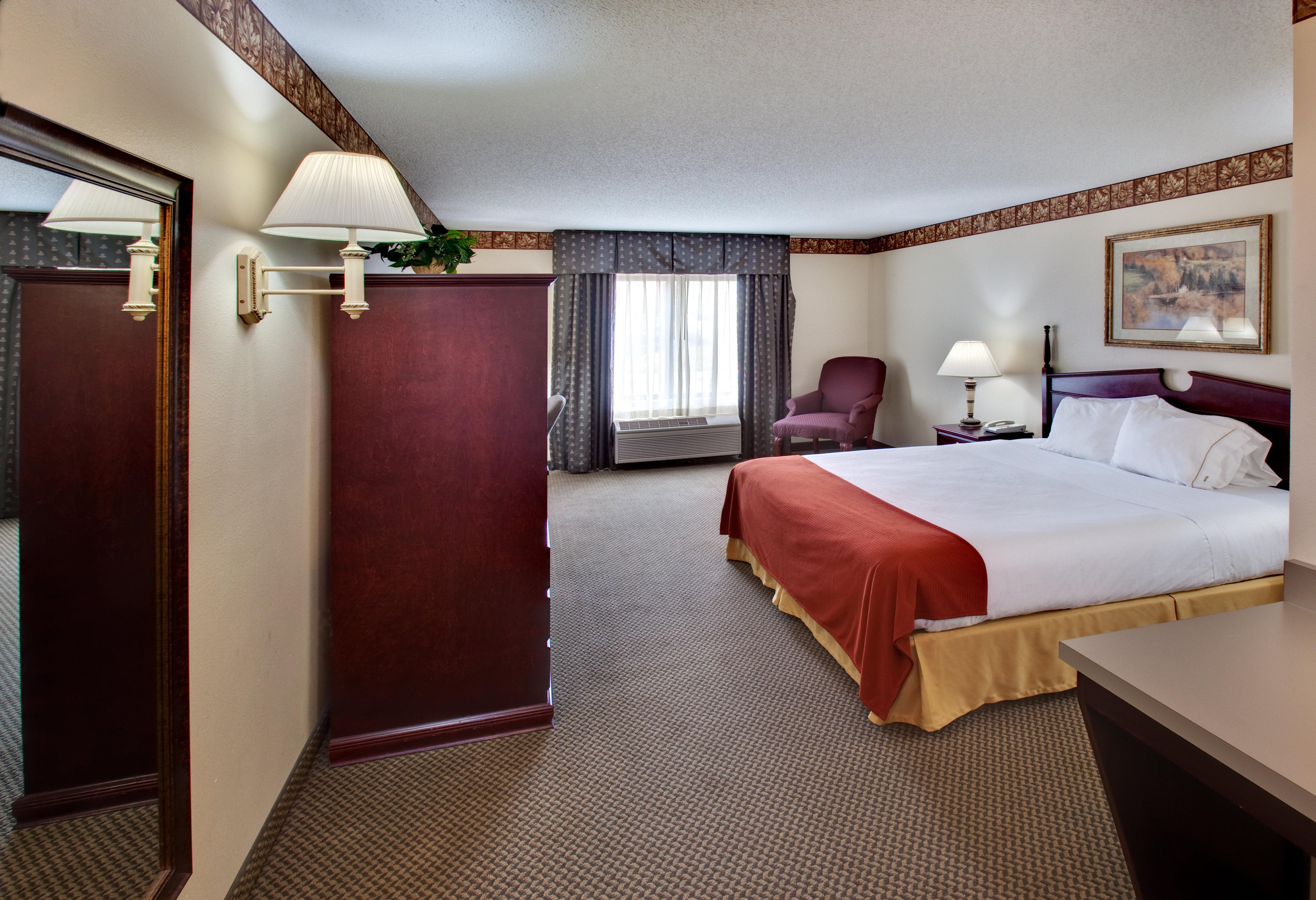 Best Western Watertown Inn & Suites Zewnętrze zdjęcie