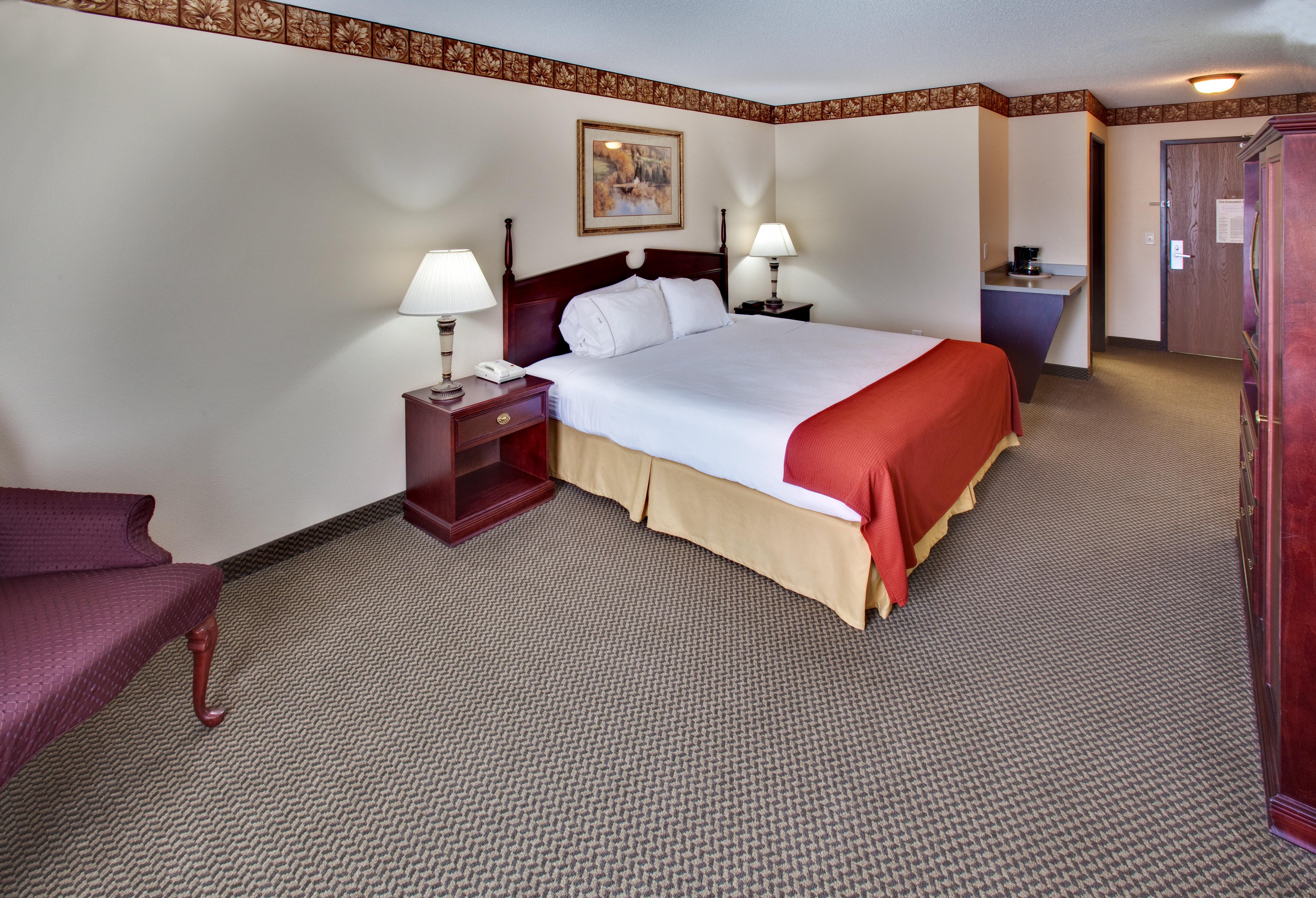 Best Western Watertown Inn & Suites Zewnętrze zdjęcie
